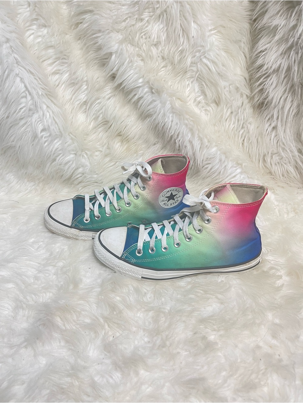 Unisex Converse High Top Chuck Taylor Sneakers Pink, Teal, Blue Gradient W SZ9